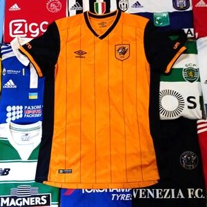 Hull City 2015-16 jersey